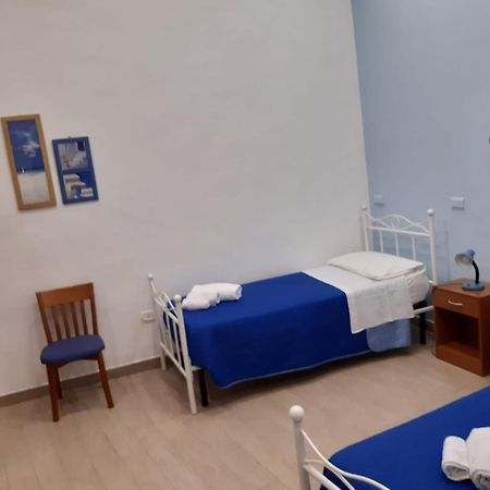 Casa Vacanze Napoli Centro Carmen & Sara Екстер'єр фото