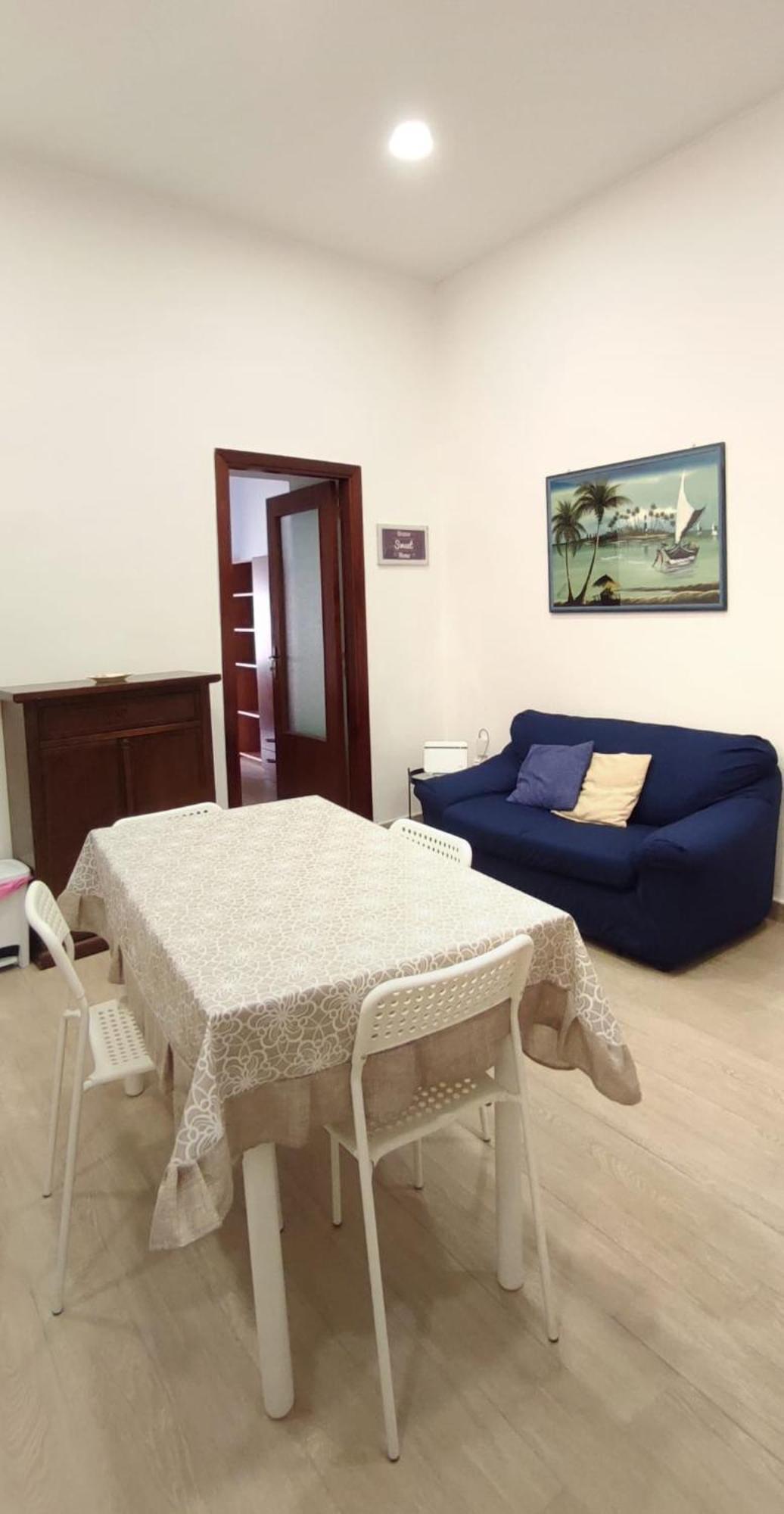 Casa Vacanze Napoli Centro Carmen & Sara Екстер'єр фото