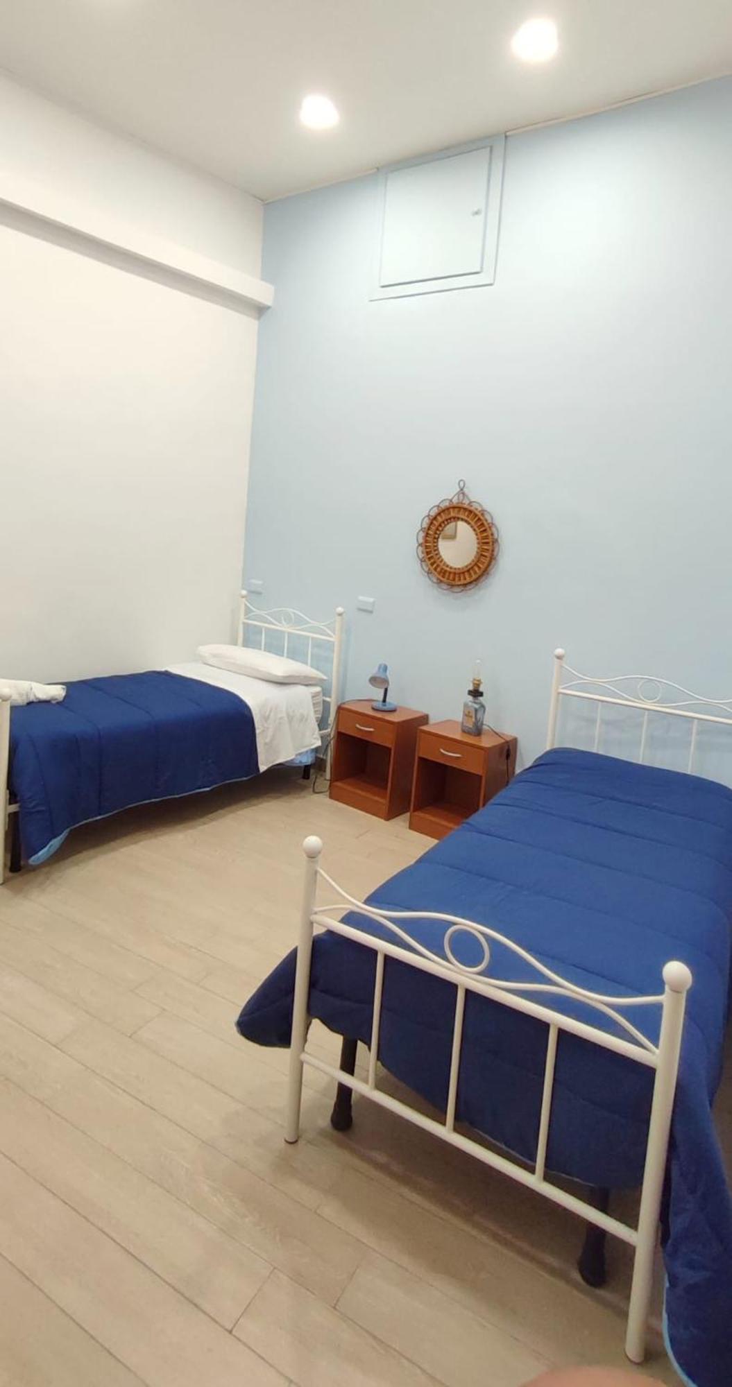 Casa Vacanze Napoli Centro Carmen & Sara Екстер'єр фото
